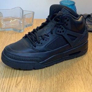 Air Jordan Winterized Spizike Black (GS)